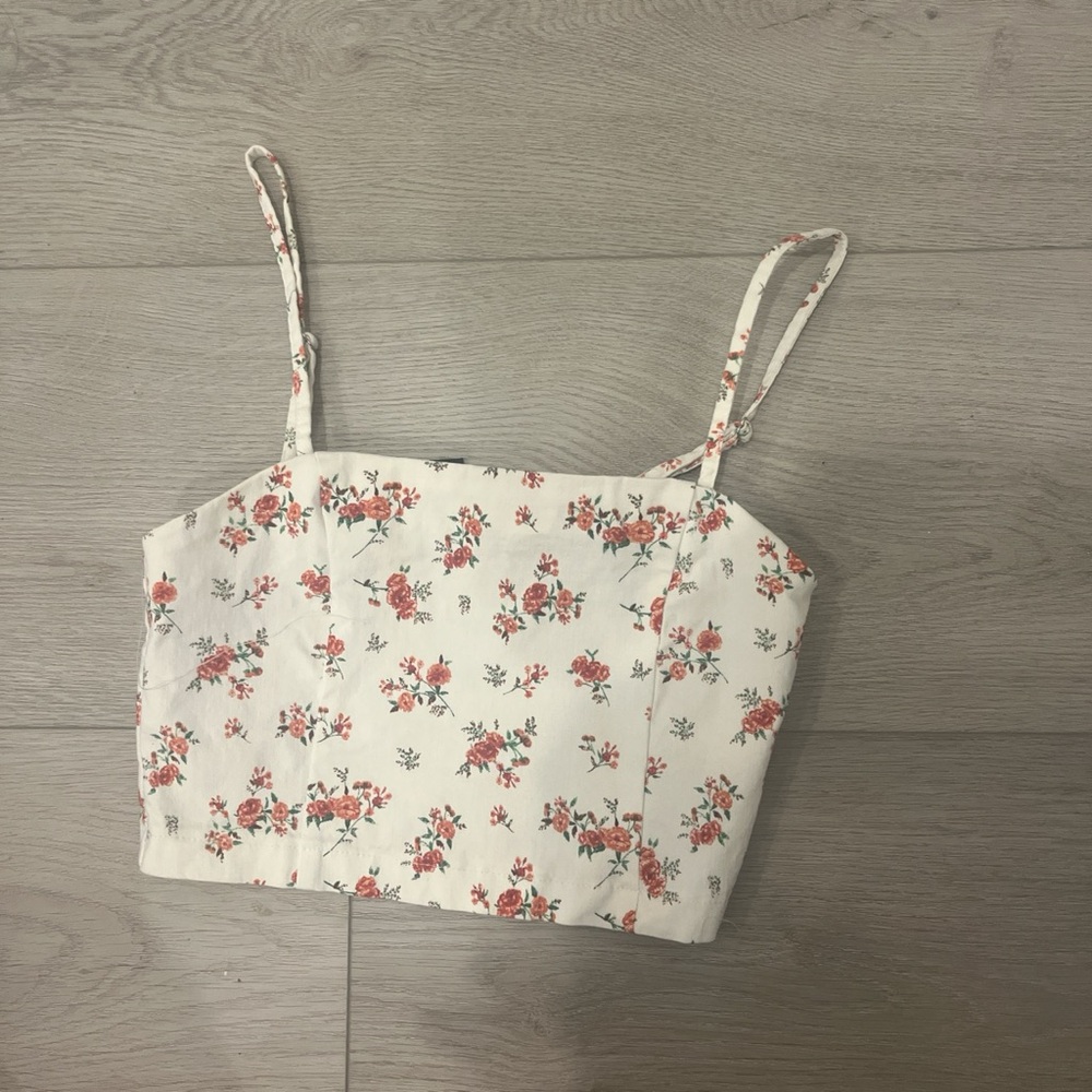 NWOT floral crop top